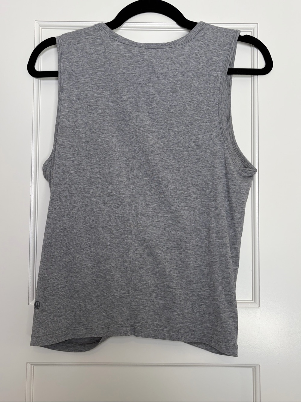 Knot-Front Sleeveless Tank Top — Gray - Picture 3 of 3
